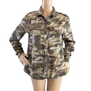 Iris Los Angeles Camo Shirt Button Down Pockets